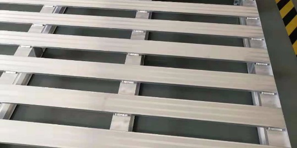 鋁合金托盤的規(guī)格有哪些？